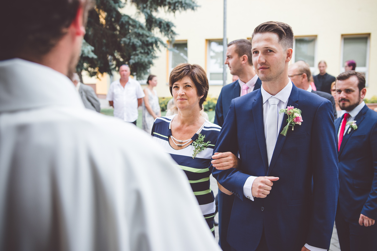 Lucie a Radek - svatební příběh Dolní Kounice